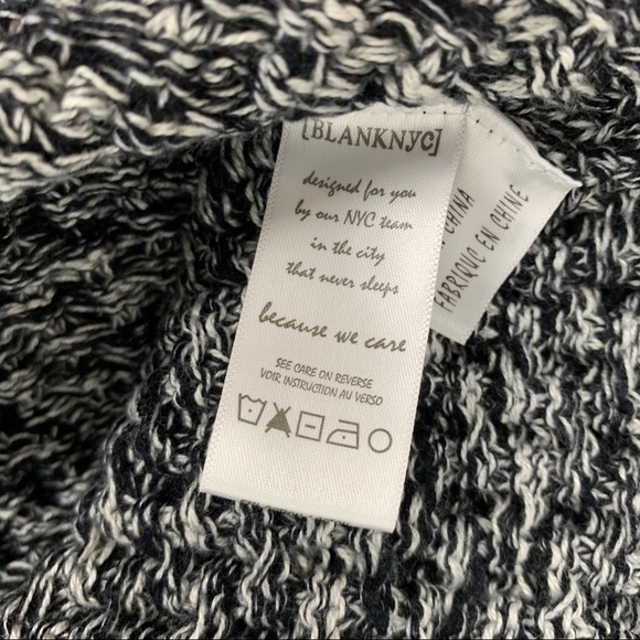 BLANK NYC GIRLS BLACK & CREAM RAGLAN SWEATER - Picture 6 of 7